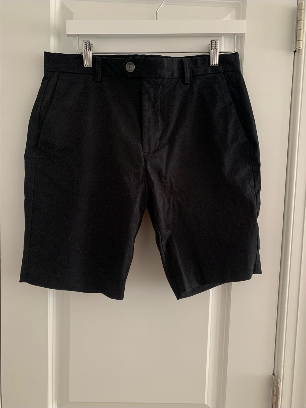 Reiss Black Tailored Flat-Front Men's Shorts